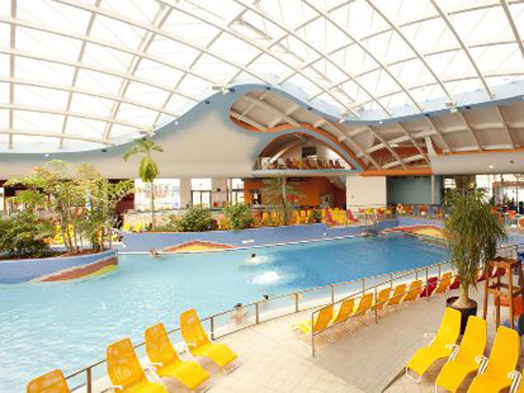 H2O Hotel-Therme-Resort, Fur Familien Mit Kindern Bad Waltersdorf Exteriér fotografie