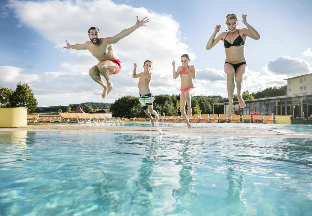 H2O Hotel-Therme-Resort, Fur Familien Mit Kindern Bad Waltersdorf Exteriér fotografie