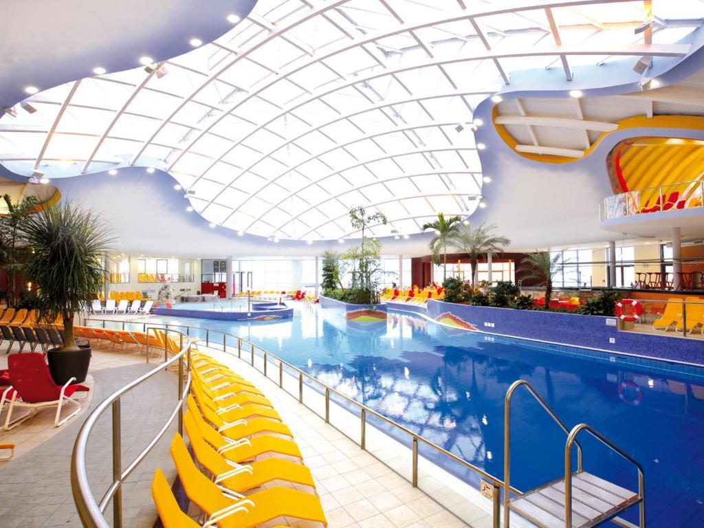 H2O Hotel-Therme-Resort, Fur Familien Mit Kindern Bad Waltersdorf Exteriér fotografie